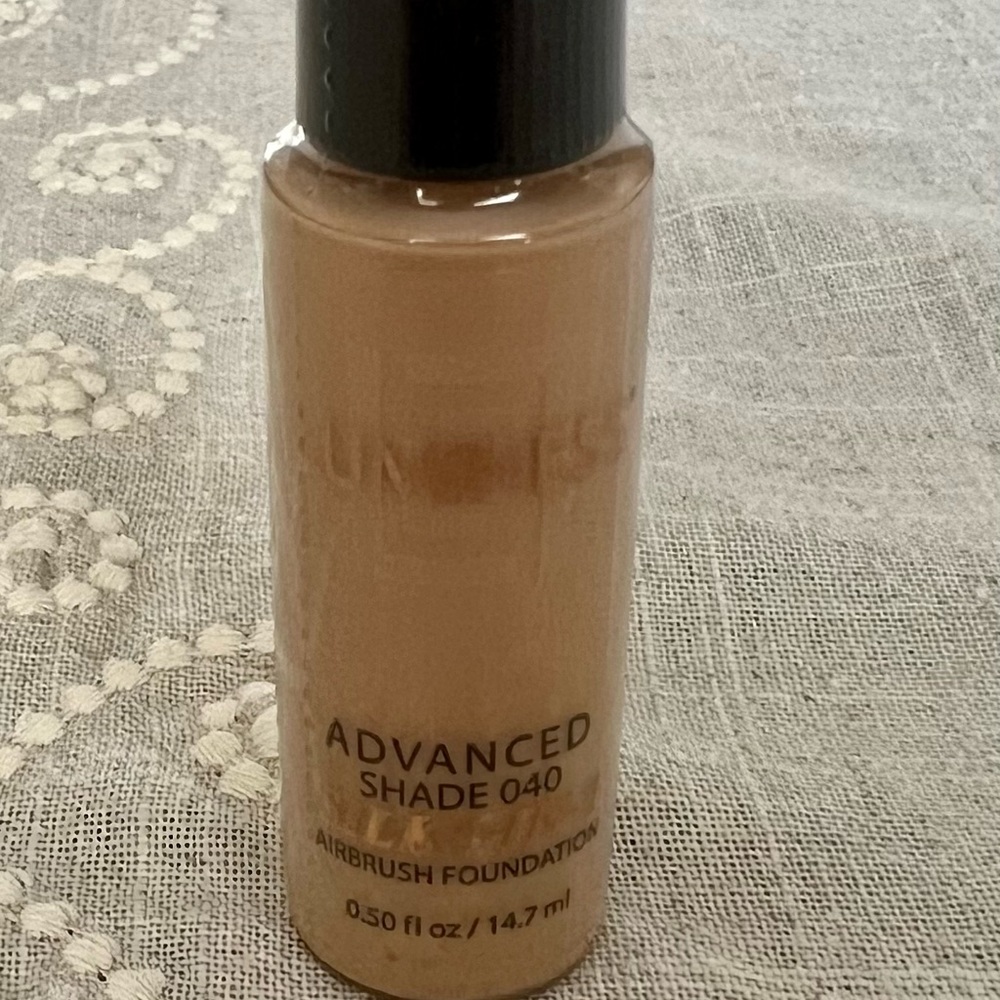 New Luminess Air Make Up Shade 4